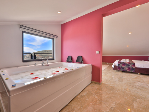 gece  -  Kasım
  | Kalkan Kızıltaş'ta Deniz Manzaralı Lüks Villa ile Eğlenceli Tatil